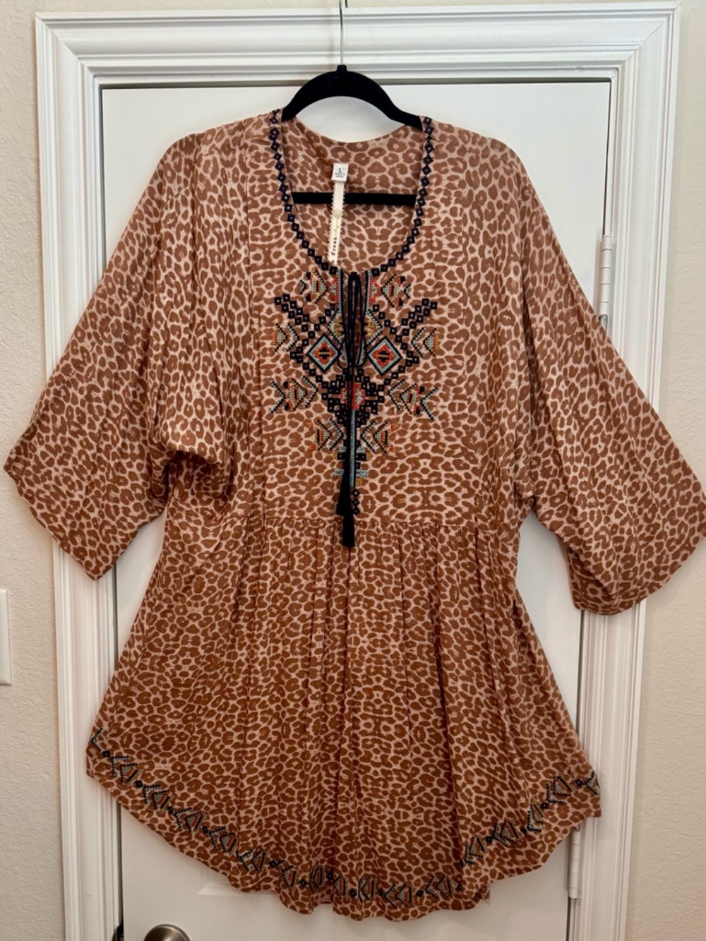 UNCLE FRANK BOHO Peasant Tunic Blouse with tassel RV $145